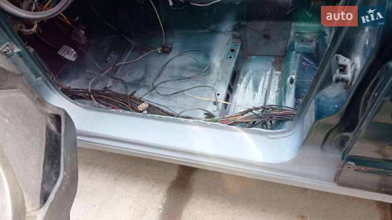 Седан BMW 5 Series 1989 в Львове