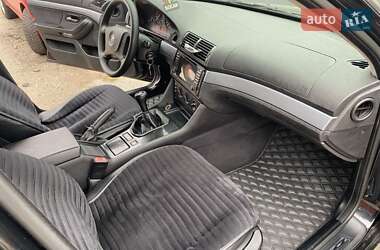 Седан BMW 5 Series 2002 в Кропивницькому