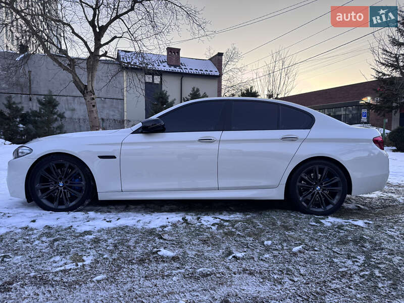 Седан BMW 5 Series 2015 в Львові