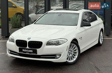 Седан BMW 5 Series 2010 в Кременчуге