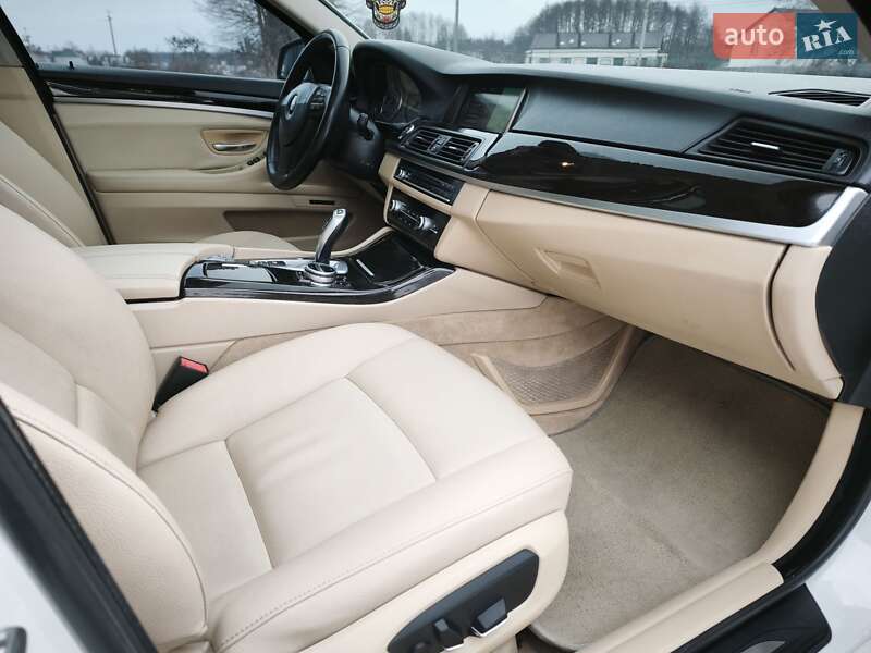 Седан BMW 5 Series 2014 в Вінниці