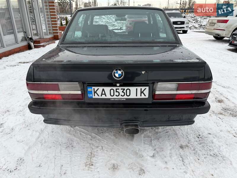 Седан BMW 5 Series 1982 в Киеве