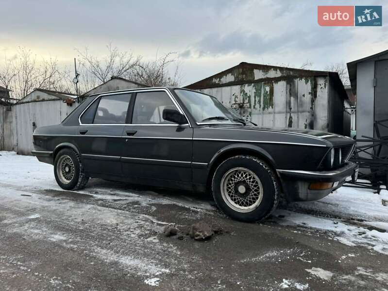 Седан BMW 5 Series 1987 в Івано-Франківську