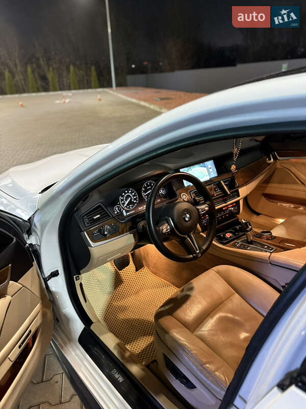 Седан BMW 5 Series 2012 в Хмельницькому