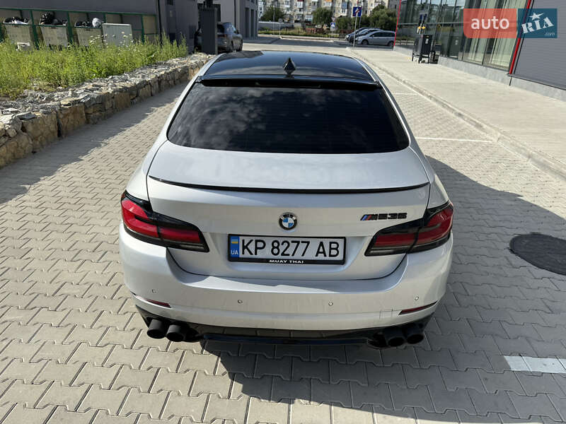 Седан BMW 5 Series 2010 в Калуше