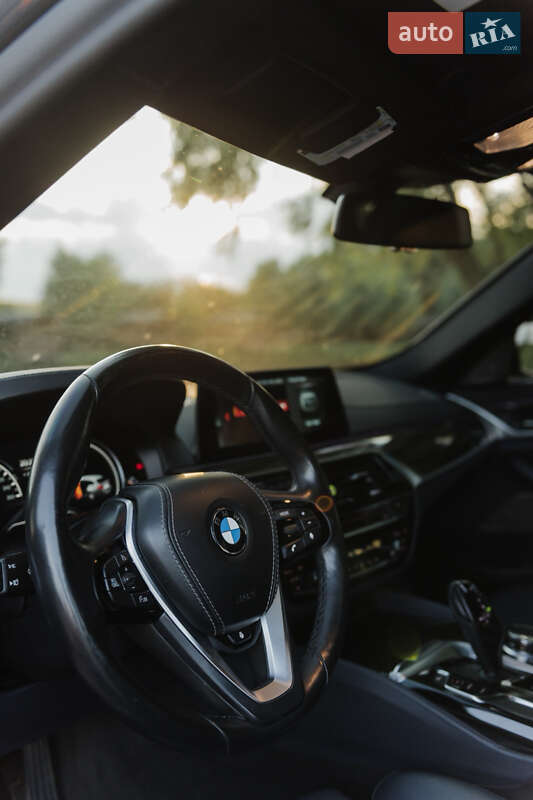 Універсал BMW 5 Series 2017 в Львові фото 10 Універсал BMW 5 Series 2017 в Львові
