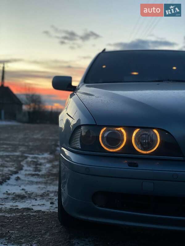 BMW 5 Series 2002
