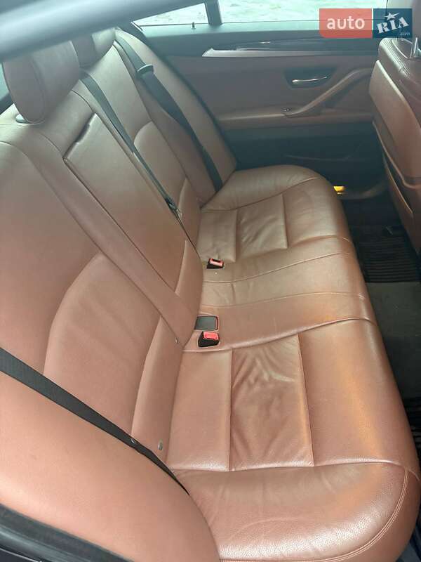 Седан BMW 5 Series 2015 в Запорожье
