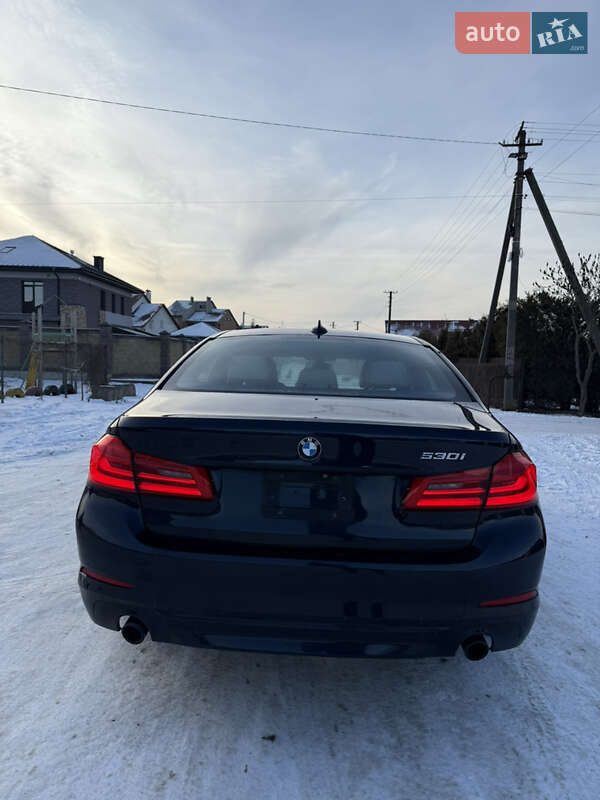 Седан BMW 5 Series 2017 в Львове