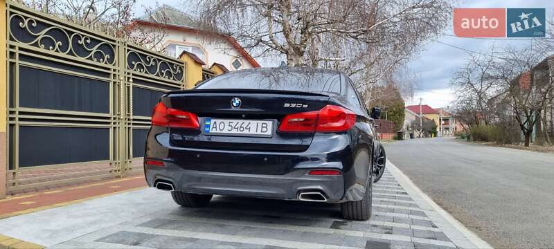 Седан BMW 5 Series 2018 в Береговому фото 7 Седан BMW 5 Series 2018 в Береговому