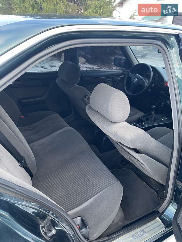 Седан BMW 5 Series 1989 в Бориславе