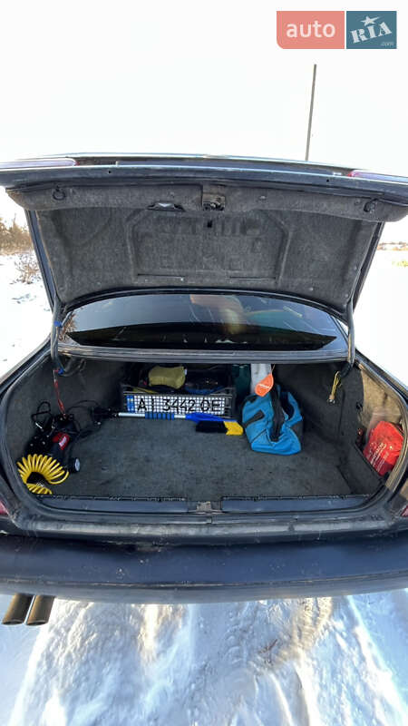 Седан BMW 5 Series 1994 в Чернігові