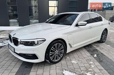 Седан BMW 5 Series 2018 в Львове