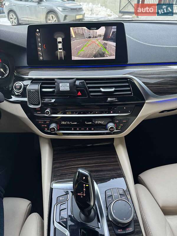 Седан BMW 5 Series 2018 в Львове фото 19 Седан BMW 5 Series 2018 в Львове