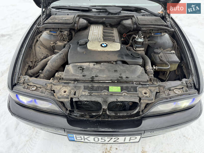 Универсал BMW 5 Series 2001 в Ровно