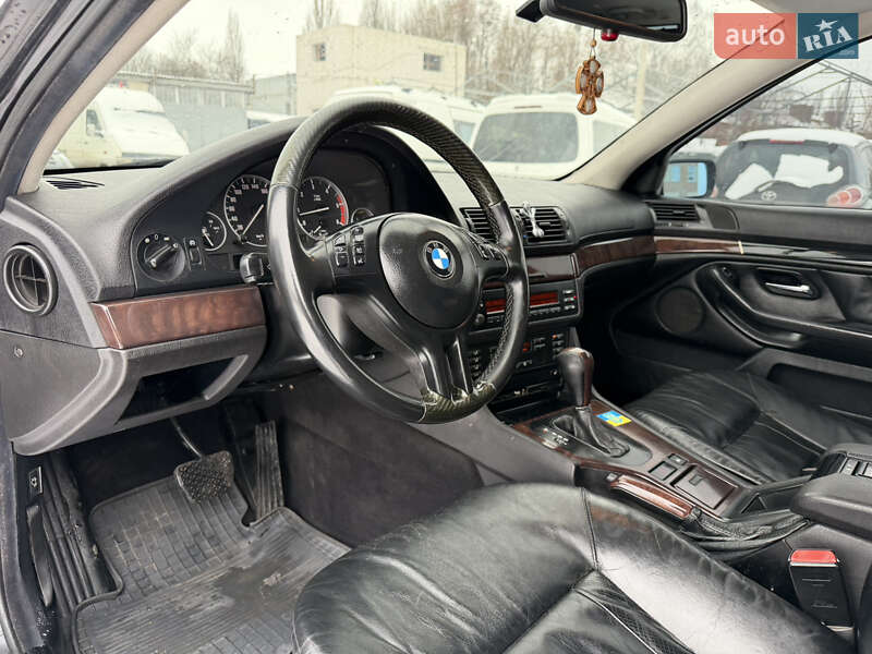 Универсал BMW 5 Series 2001 в Ровно
