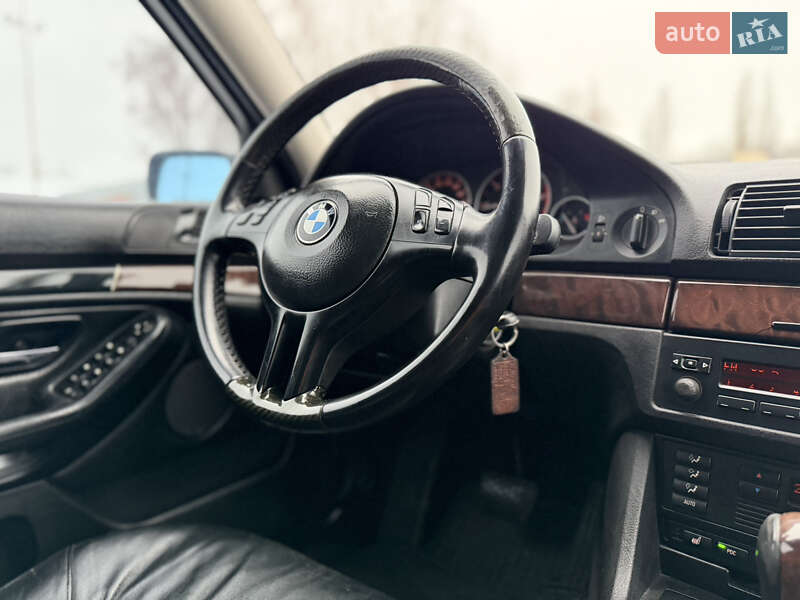 Универсал BMW 5 Series 2001 в Ровно