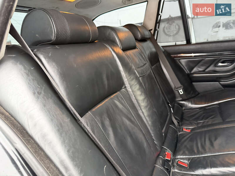 Универсал BMW 5 Series 2001 в Ровно