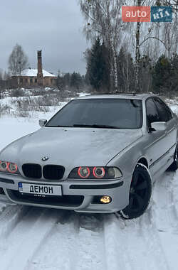 Седан BMW 5 Series 2002 в Славуті