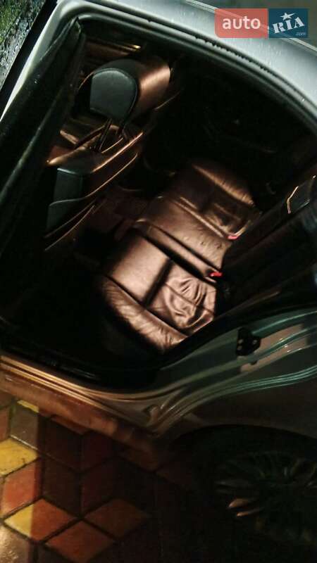 Седан BMW 5 Series 2003 в Белгороде-Днестровском фото 18 Седан BMW 5 Series 2003 в Белгороде-Днестровском