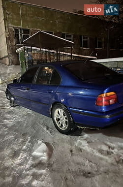 Седан BMW 5 Series 1996 в Сумах