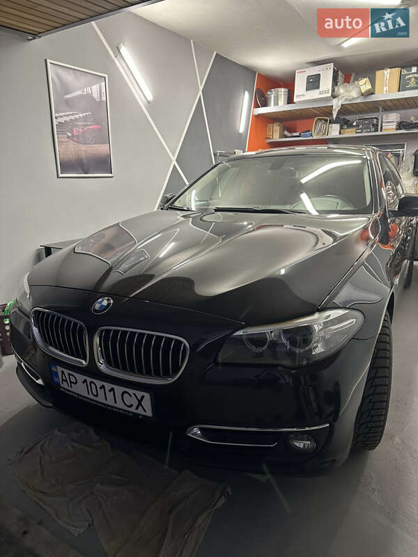 Седан BMW 5 Series 2015 в Запоріжжі