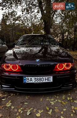 Седан BMW 5 Series 2001 в Єланці