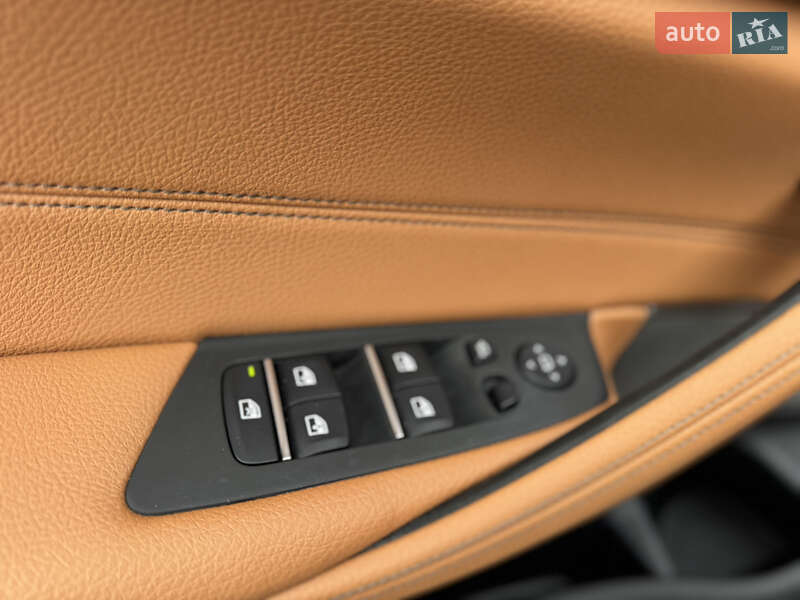 Универсал BMW 5 Series 2021 в Мукачево