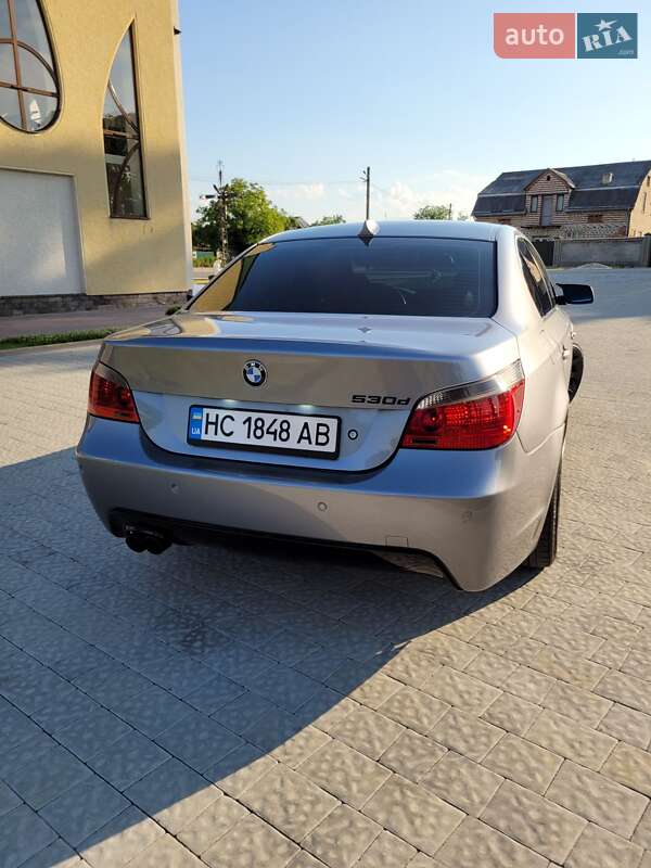 Седан BMW 5 Series 2004 в Львове