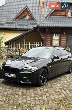 Седан BMW 5 Series 2011 в Львові