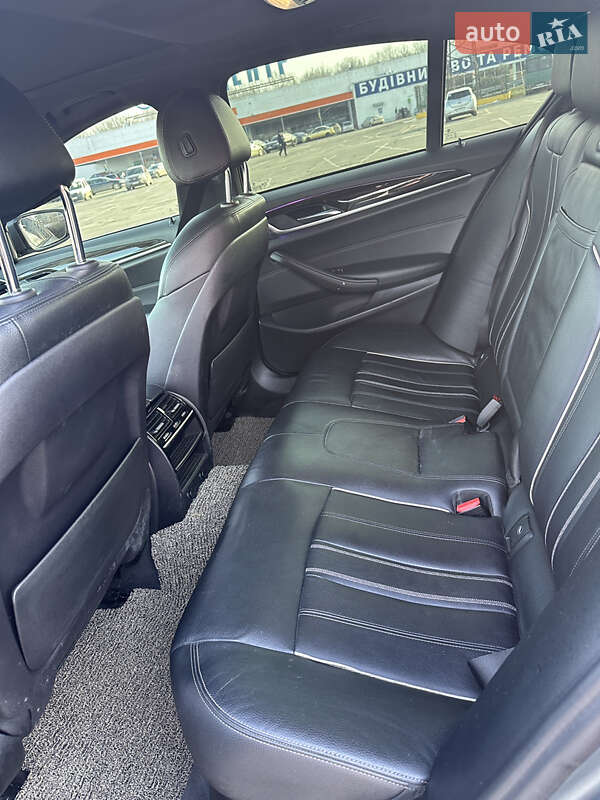 Седан BMW 5 Series 2017 в Ужгороде фото 11 Седан BMW 5 Series 2017 в Ужгороде