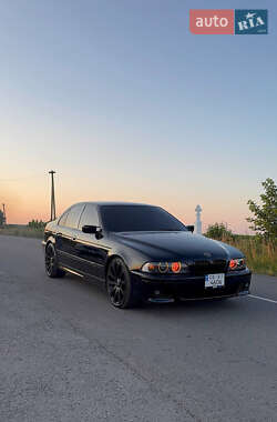 Седан BMW 5 Series 2000 в Тернополе