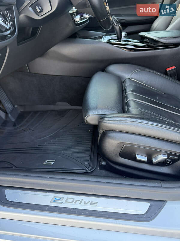 Седан BMW 5 Series 2019 в Ровно фото 19 Седан BMW 5 Series 2019 в Ровно