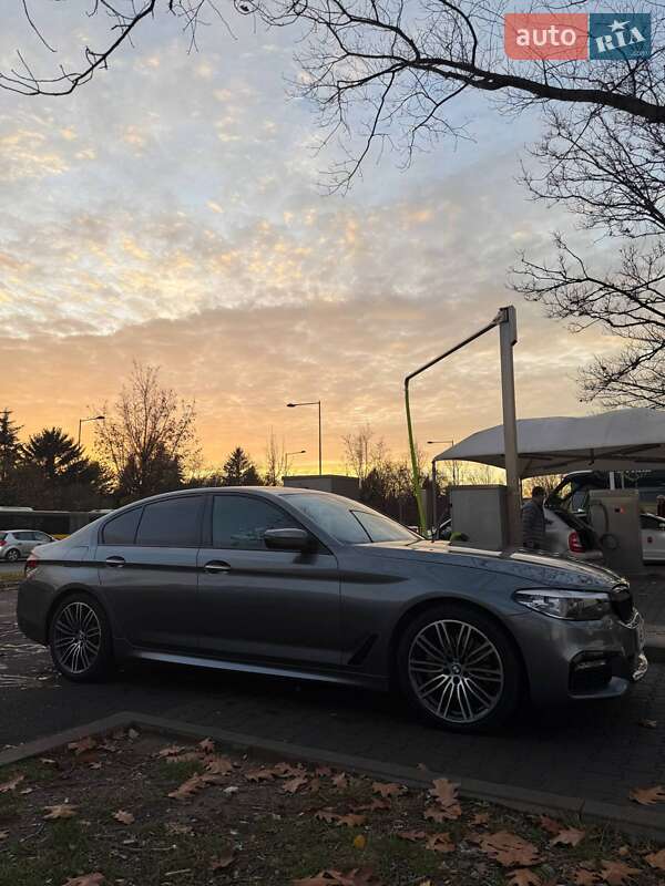 Седан BMW 5 Series 2017 в Киеве фото 8 Седан BMW 5 Series 2017 в Киеве