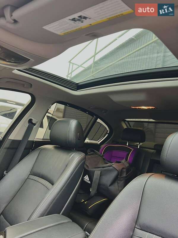 Седан BMW 5 Series 2014 в Кропивницком