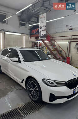 Седан BMW 5 Series 2023 в Дніпрі
