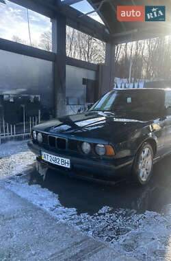 Седан BMW 5 Series 1991 в Бобрке