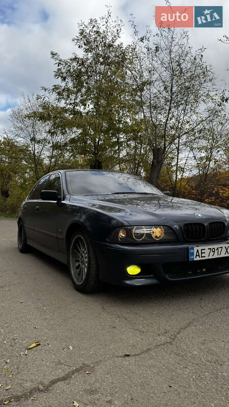 Седан BMW 5 Series 2002 в Днепре