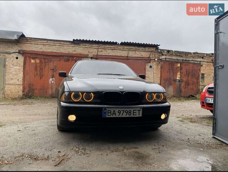 Седан BMW 5 Series 2002 в Кропивницькому