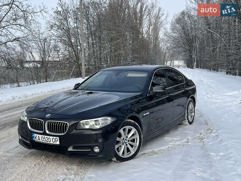 Седан BMW 5 Series 2016 в Киеве