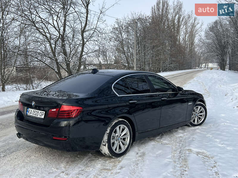 Седан BMW 5 Series 2016 в Киеве