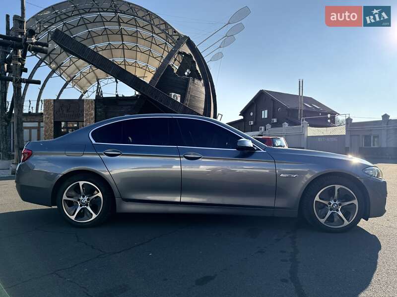 Седан BMW 5 Series 2013 в Одессе