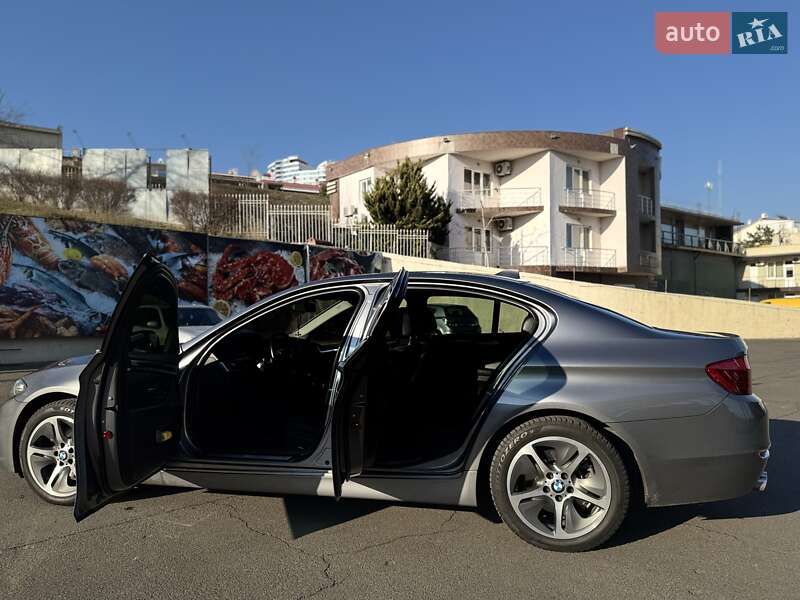 Седан BMW 5 Series 2013 в Одессе