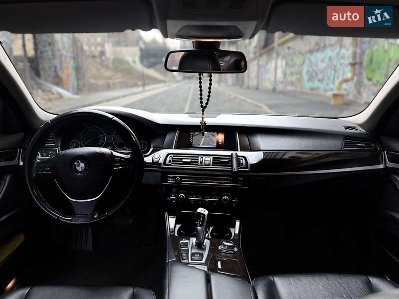 Седан BMW 5 Series 2013 в Одессе