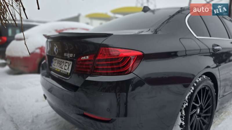 Седан BMW 5 Series 2015 в Чернівцях