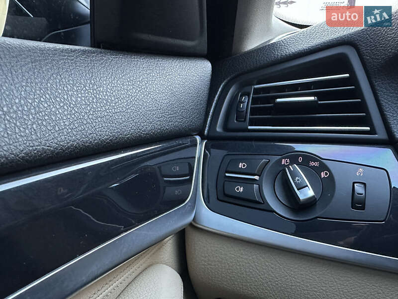 Седан BMW 5 Series 2016 в Миколаєві