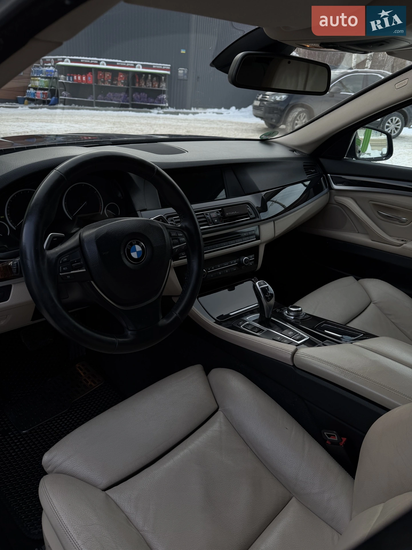 2011 BMW 5er - мініатюра 3