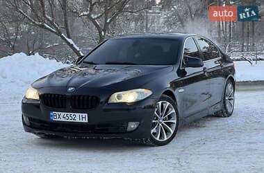 Седан BMW 5 Series 2010 в Нетешине
