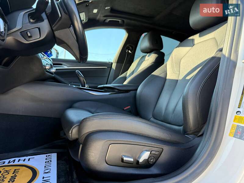 Седан BMW 5 Series 2018 в Ужгороде