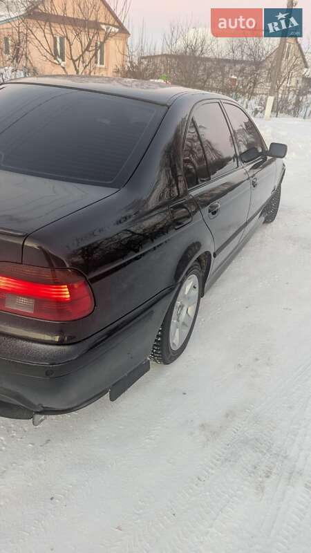 Седан BMW 5 Series 2002 в Ровно